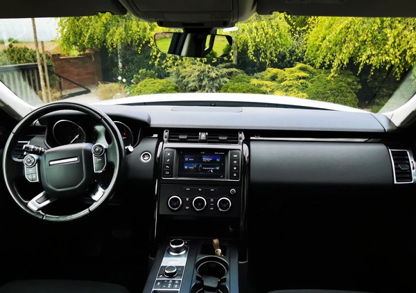 Land Rover Discovery cena 94900 przebieg: 179000, rok produkcji 2018 z Kobyłka małe 352